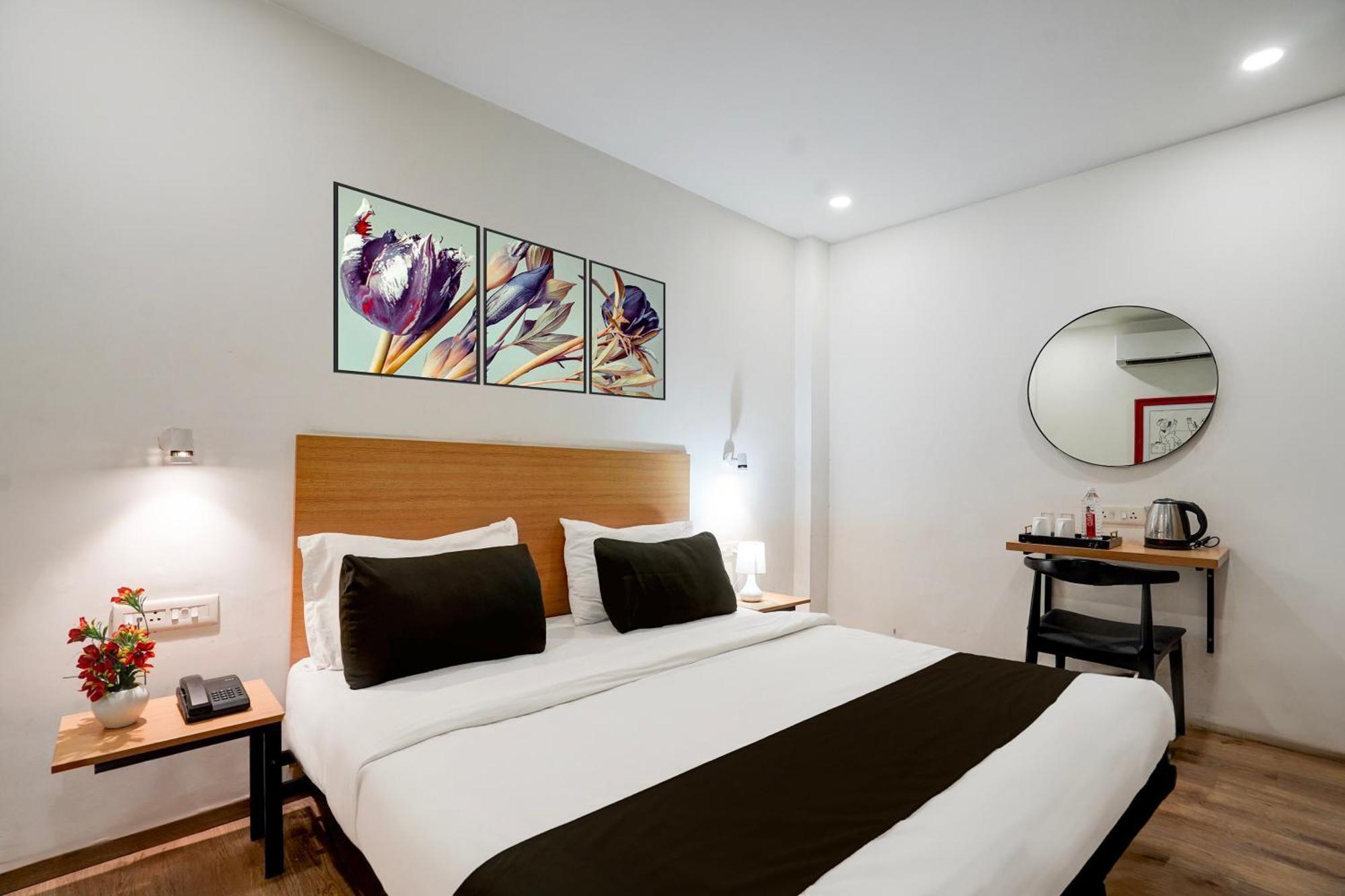 Super Townhouse Gomti Nagar Sector 6 Near Ekana Stadium 勒克瑙 外观 照片