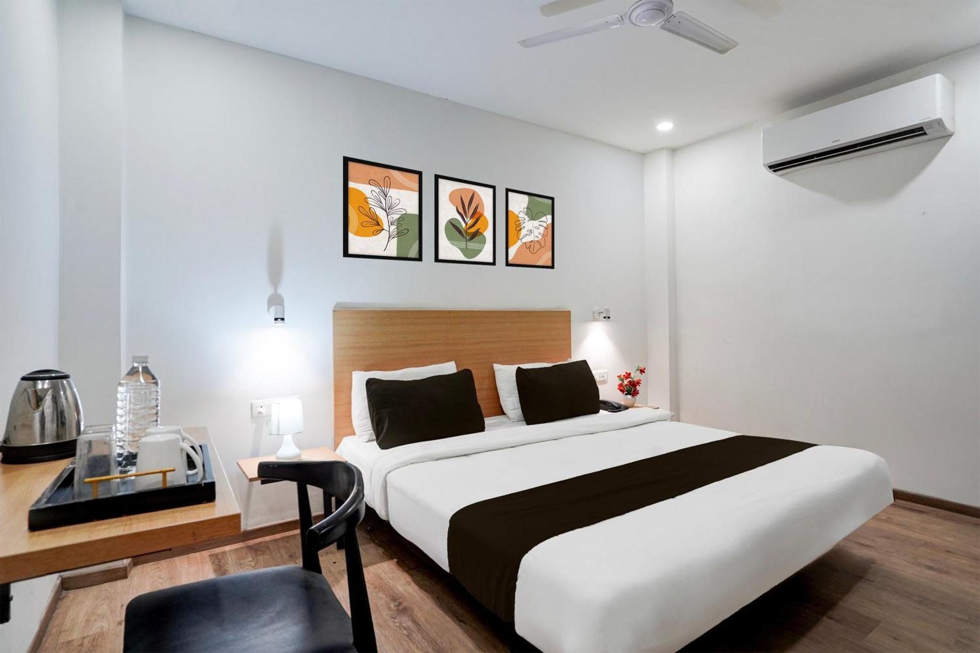 Super Townhouse Gomti Nagar Sector 6 Near Ekana Stadium 勒克瑙 外观 照片